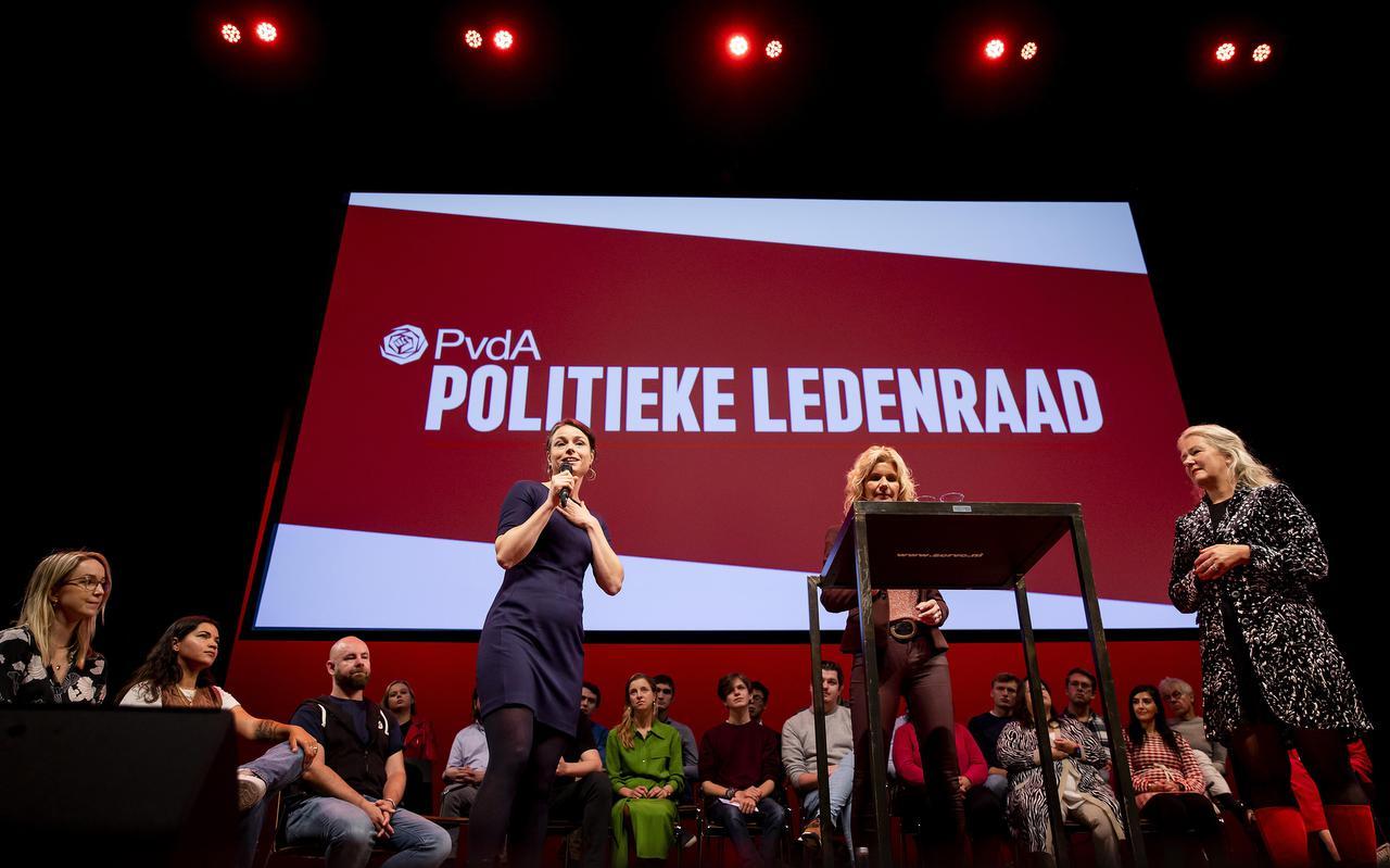 Pvda Fractieleider Kuiken Over Kwestie Arib Bergkamp Zal